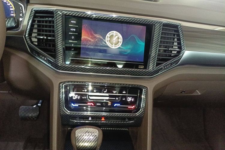 Used Volkswagen Viloran 2020 330TSI Business Edition Audio And AC Panel