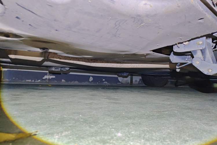 Used Volkswagen Viloran  Chassis Front Left