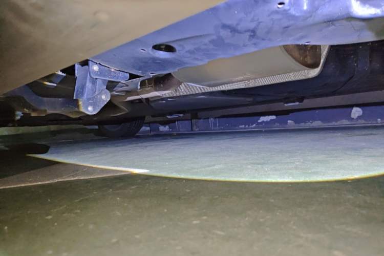Used Volkswagen Viloran  Chassis Rear Left
