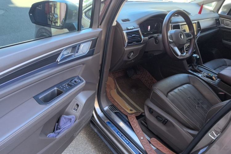 Used Volkswagen Viloran 2020 330TSI Luxury Edition Driver Seat