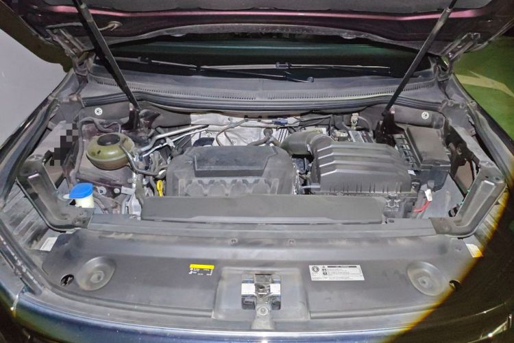Used Volkswagen Viloran  Engine Bay