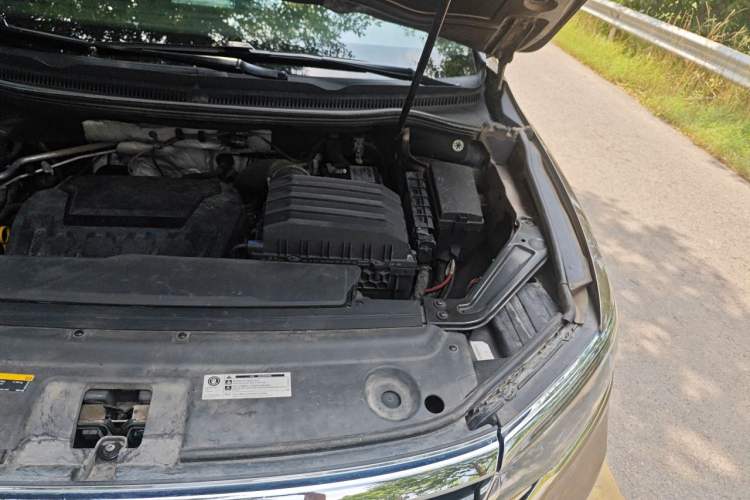 Used Volkswagen Viloran 2020 380TSI Prestige Edition Engine Bay Left