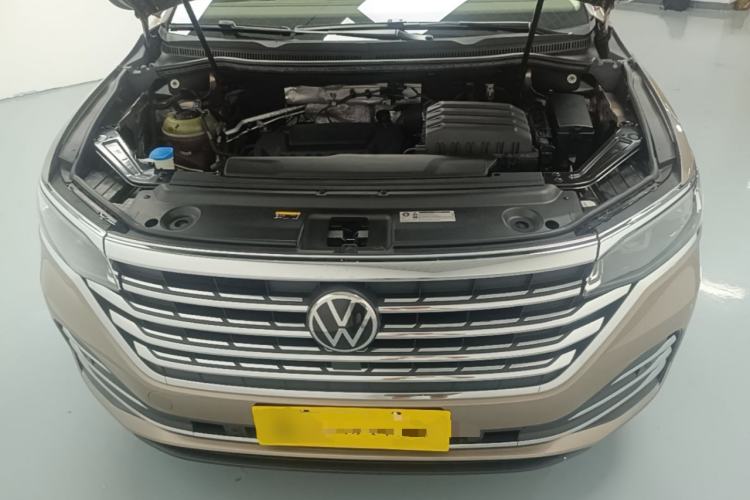 Used Volkswagen Viloran 2020 380TSI Prestige Edition Engine Bay
