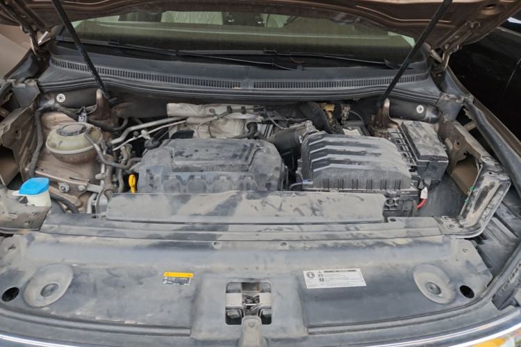 Used Volkswagen Viloran 2020 330TSI Business Edition Engine Bay