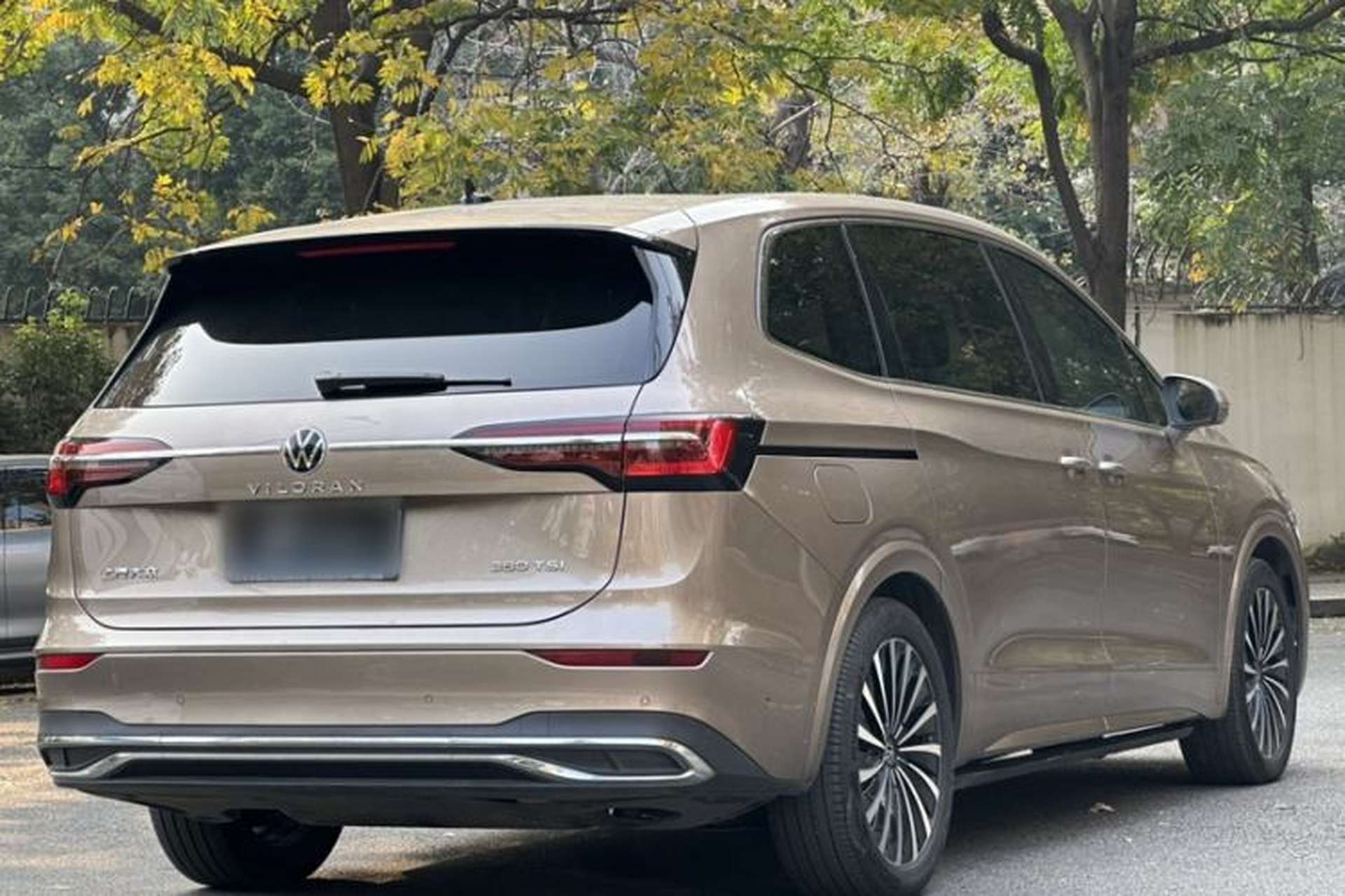 Used Volkswagen Viloran 2020 380TSI Prestige Edition Exterior 11
