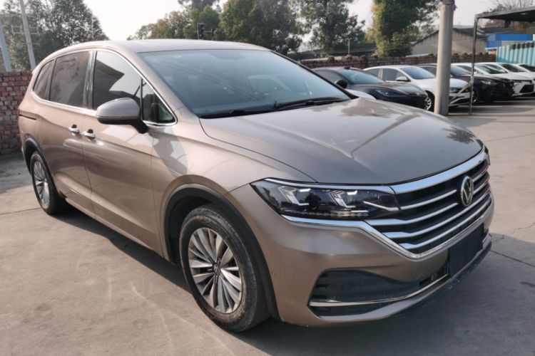 Used Volkswagen Viloran 2020 330TSI Business Edition Exterior 2