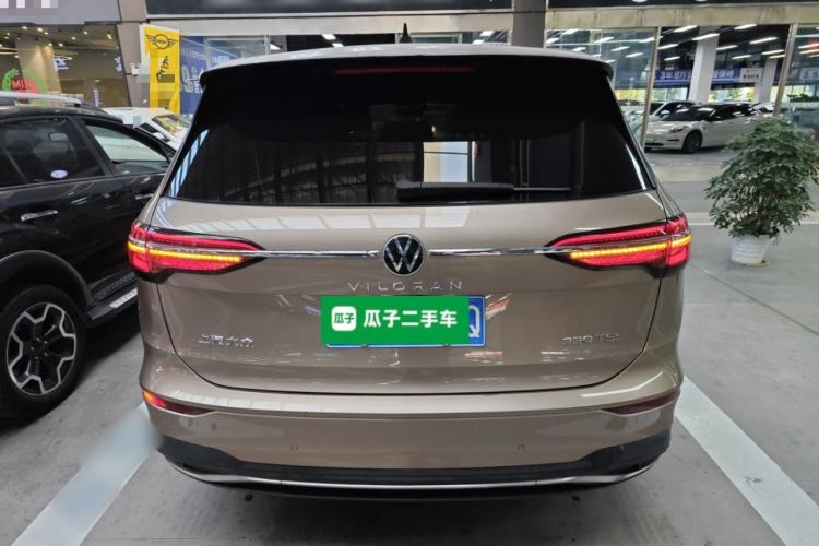 Used Volkswagen Viloran 2020 330TSI Luxury Edition Exterior 4
