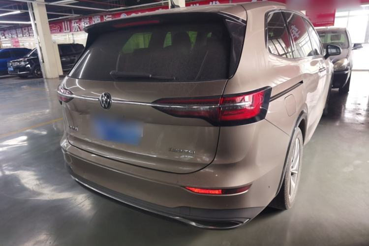Used Volkswagen Viloran 2020 330TSI Luxury Edition Exterior 5