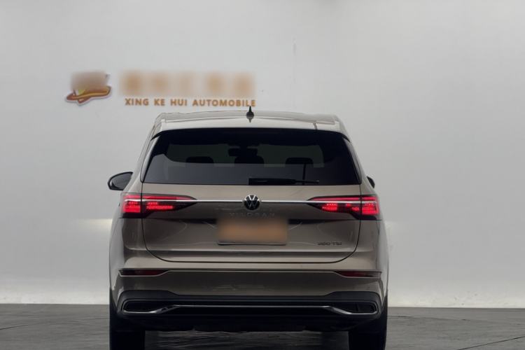 Used Volkswagen Viloran 2020 330TSI Luxury Edition Exterior 5