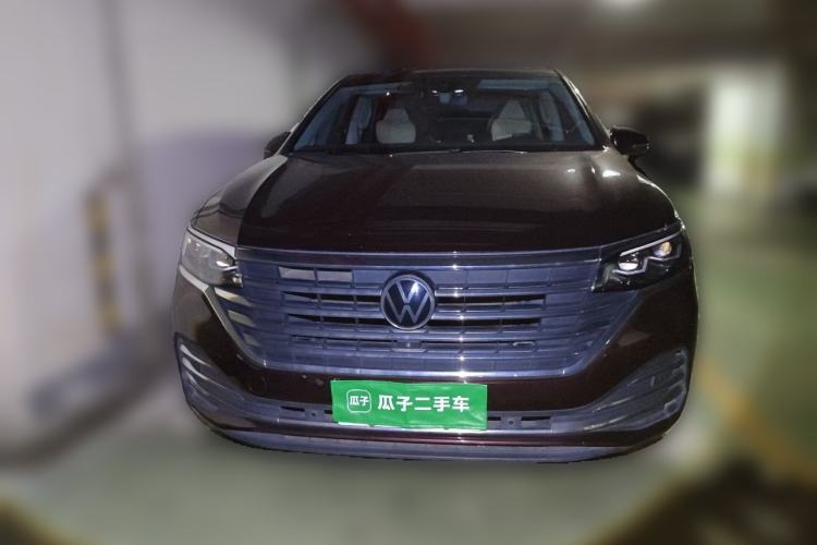 Used Volkswagen Viloran  Front