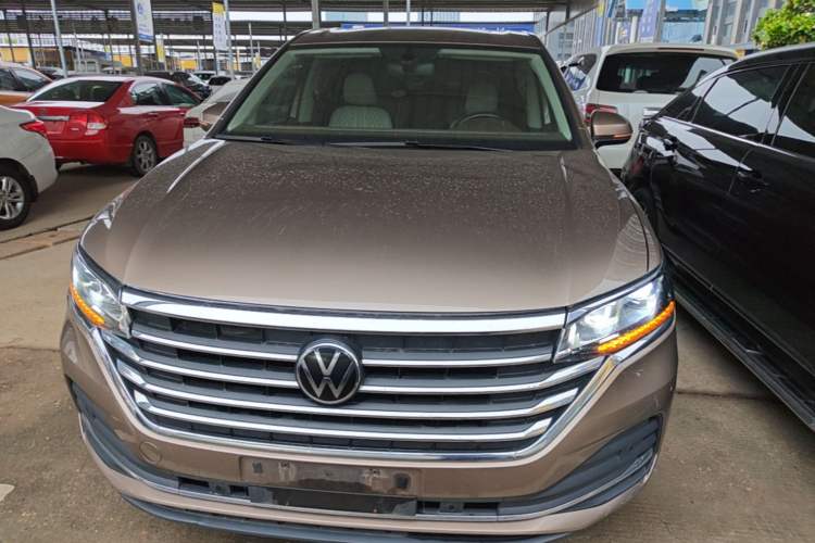 Used Volkswagen Viloran 2020 330TSI Business Edition Front