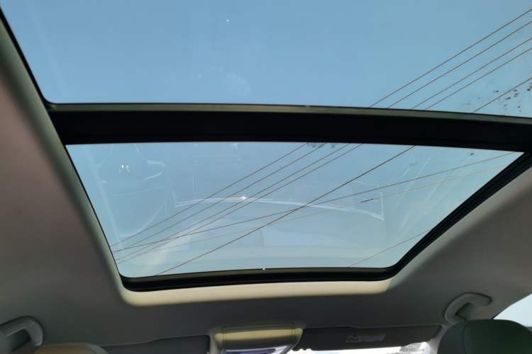 Used Volkswagen Viloran 2020 330TSI Business Edition Headliner