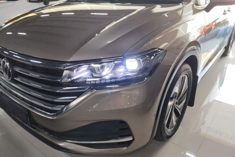Used Volkswagen Viloran 2020 330TSI Business Edition Left Front Headlight