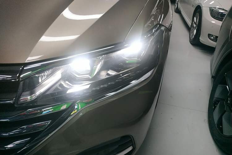 Used Volkswagen Viloran 2020 330TSI Luxury Edition Left Front Headlight