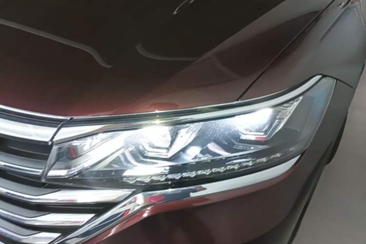 Used Volkswagen Viloran 2020 330TSI Luxury Edition Left Front Headlight