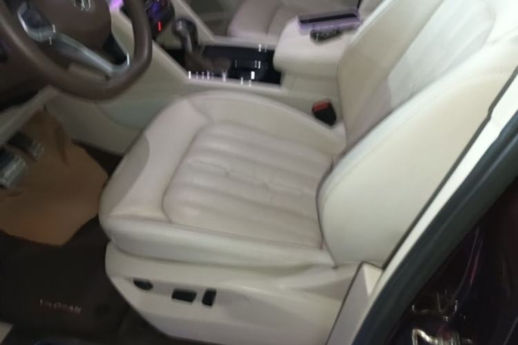 Used Volkswagen Viloran 2020 330TSI Luxury Edition Left Front Seat