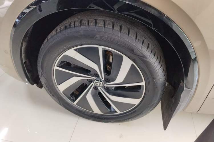Used Volkswagen Viloran 2020 330TSI Business Edition Left Front Wheel Hub