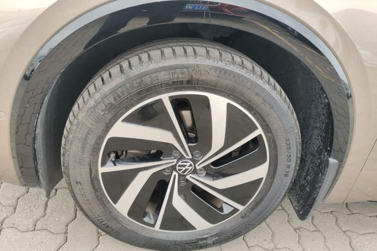 Used Volkswagen Viloran 2020 330TSI Luxury Edition Left Front Wheel Hub