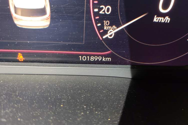 Used Volkswagen Viloran 2020 380TSI Prestige Edition Odometer Close Up