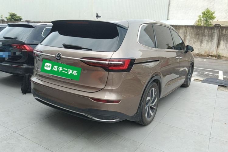 Used Volkswagen Viloran 2020 330TSI Luxury Edition Rear Right 45 Deg