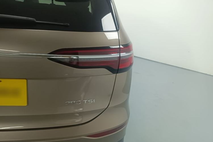 Used Volkswagen Viloran 2020 380TSI Prestige Edition Right Rear Taillight
