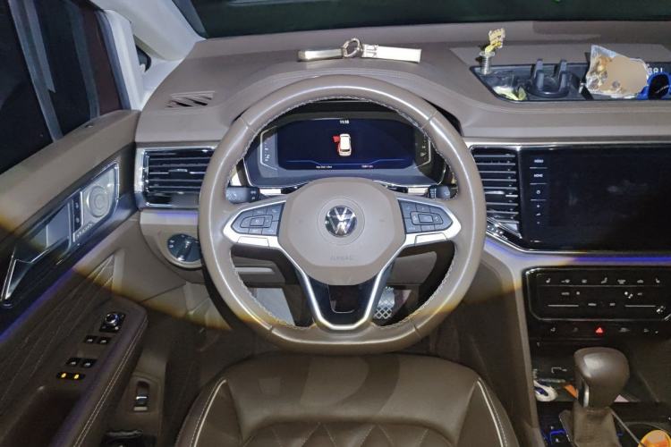 Used Volkswagen Viloran  Steering Wheel