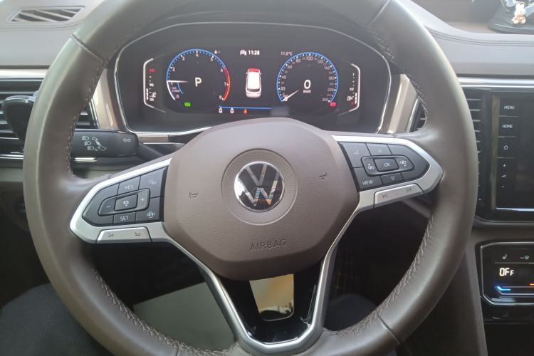 Used Volkswagen Viloran 2020 380TSI Prestige Edition Steering Wheel