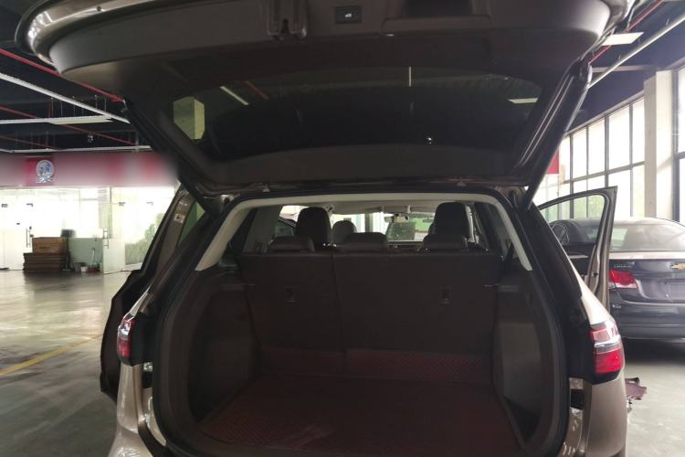 Used Volkswagen Viloran 2020 330TSI Luxury Edition Trunk