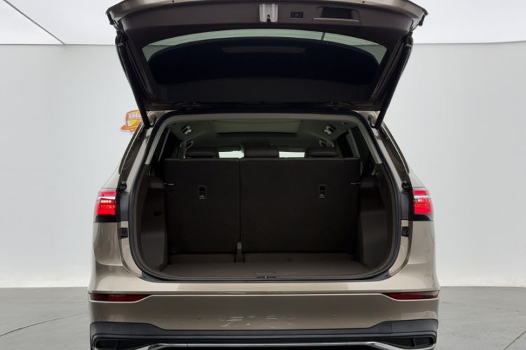 Used Volkswagen Viloran 2020 330TSI Luxury Edition Trunk