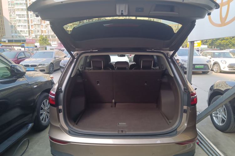 Used Volkswagen Viloran 2020 380TSI Prestige Edition Trunk