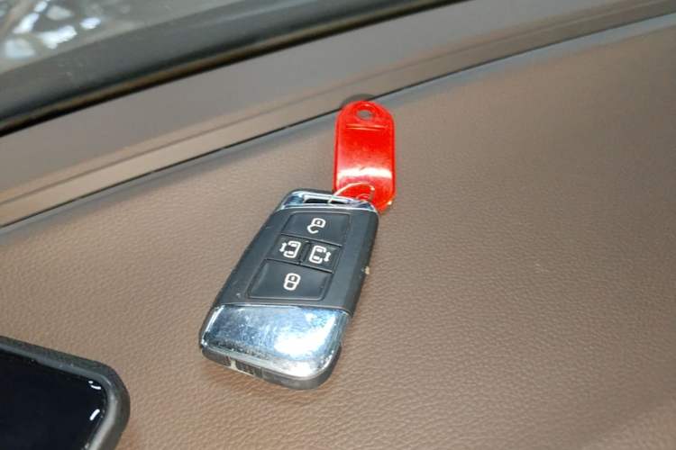 Used Volkswagen Viloran 2020 330TSI Business Edition Vehicle Key