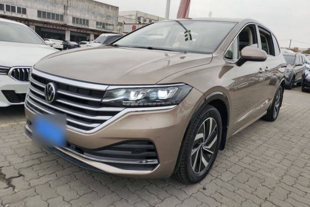 Ojetý Volkswagen Viloran 2020 330TSI Luxury Edition