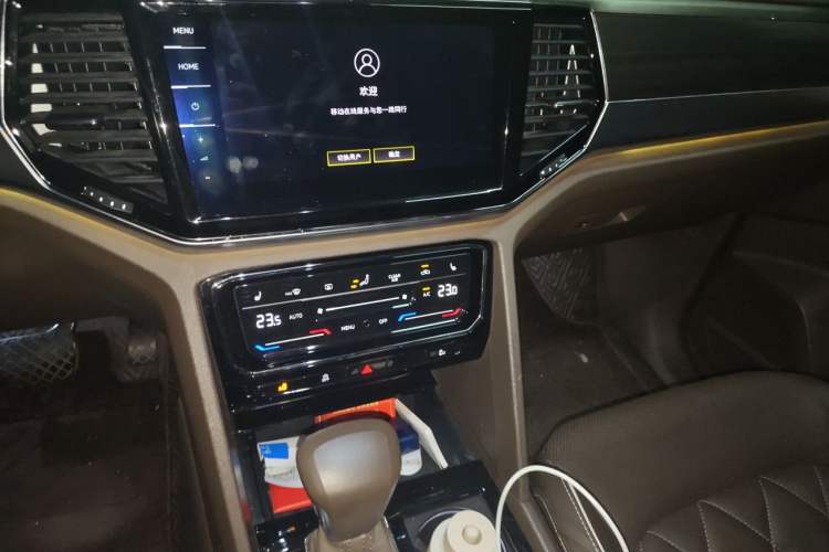 Used Volkswagen Viloran 2020 380TSI Prestige Edition Audio And AC Panel