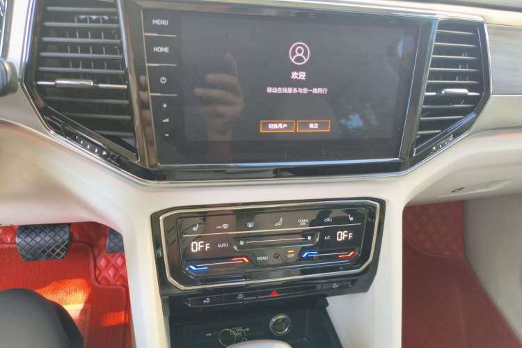 Used Volkswagen Viloran 2020 380TSI Prestige Edition Audio And AC Panel