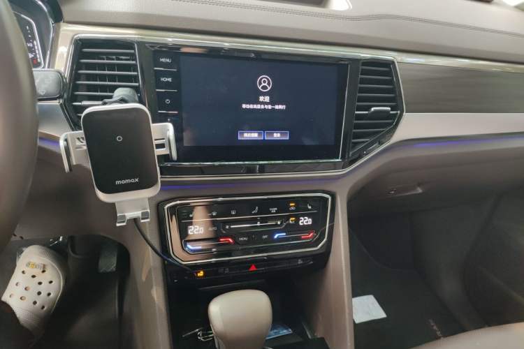 Used Volkswagen Viloran 2020 380TSI Prestige Edition Audio And AC Panel