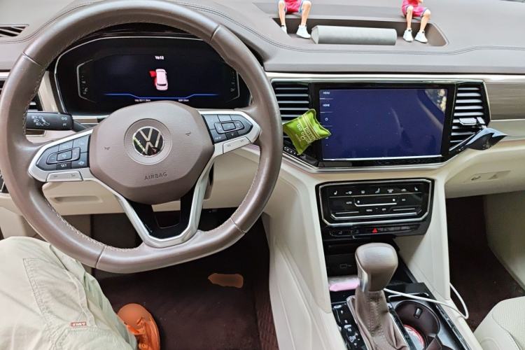 Used Volkswagen Viloran 2020 380TSI Flagship Edition Center Console