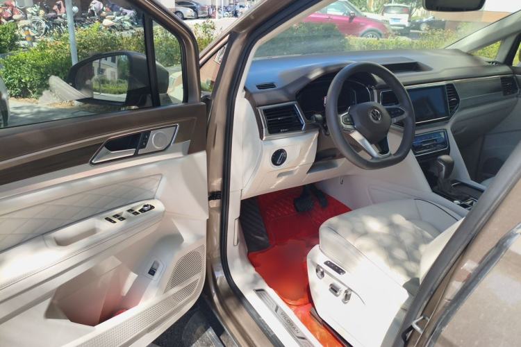 Used Volkswagen Viloran 2020 380TSI Prestige Edition Driver Seat
