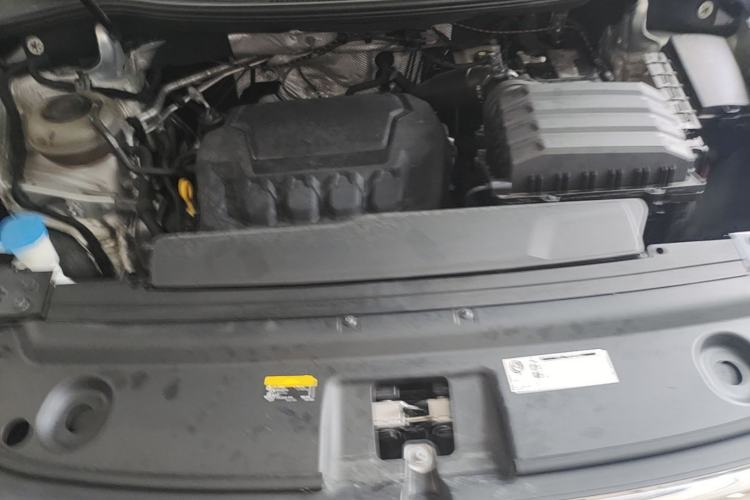 Used Volkswagen Viloran 2020 330TSI Luxury Edition Engine Bay