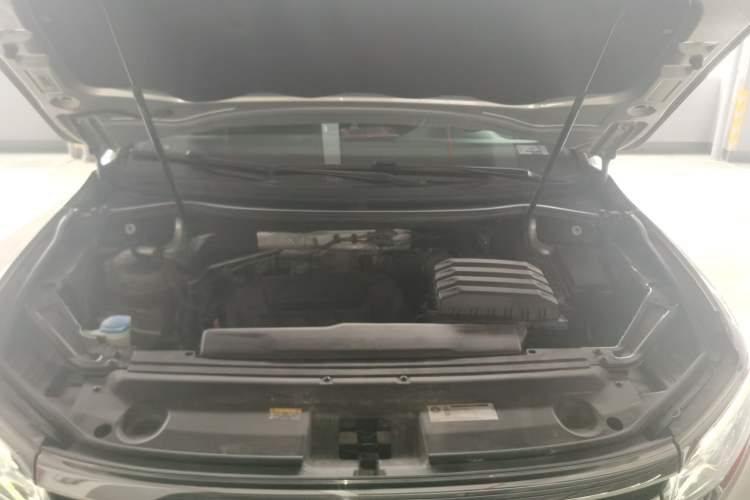 Used Volkswagen Viloran 2020 380TSI Flagship Edition Engine Bay