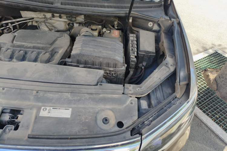 Used Volkswagen Viloran 2020 380TSI Prestige Edition Engine Bay Left