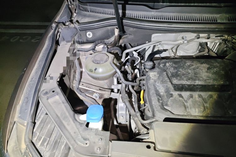 Used Volkswagen Viloran 2020 380TSI Flagship Edition Engine Bay Right