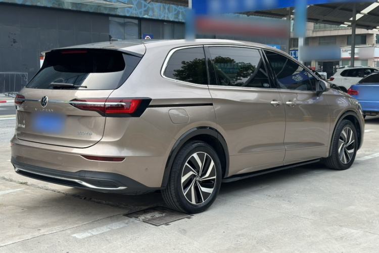 Used Volkswagen Viloran 2020 330TSI Luxury Edition Exterior 6