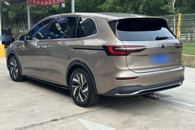 Used Volkswagen Viloran 2020 330TSI Luxury Edition Exterior 7