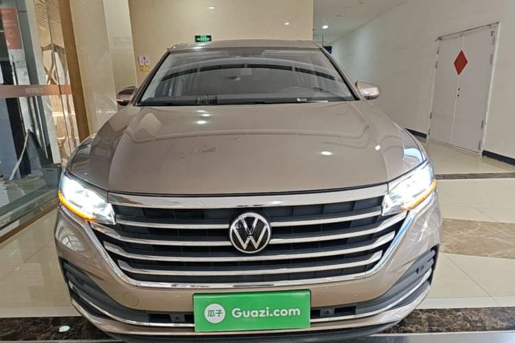 Used Volkswagen Viloran 2020 330TSI Luxury Edition Front