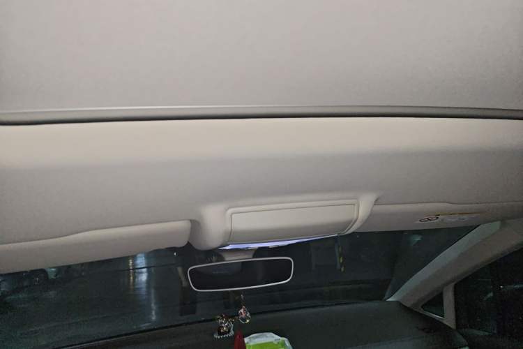 Used Volkswagen Viloran 2020 380TSI Prestige Edition Headliner