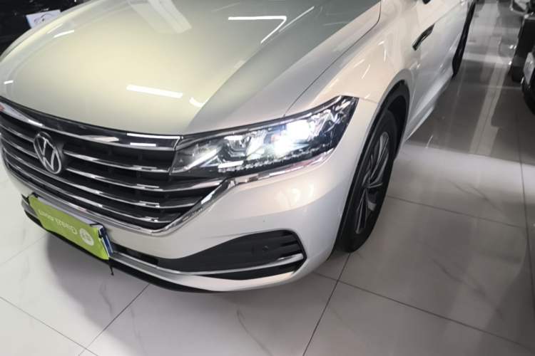 Used Volkswagen Viloran 2020 330TSI Luxury Edition Left Front Headlight