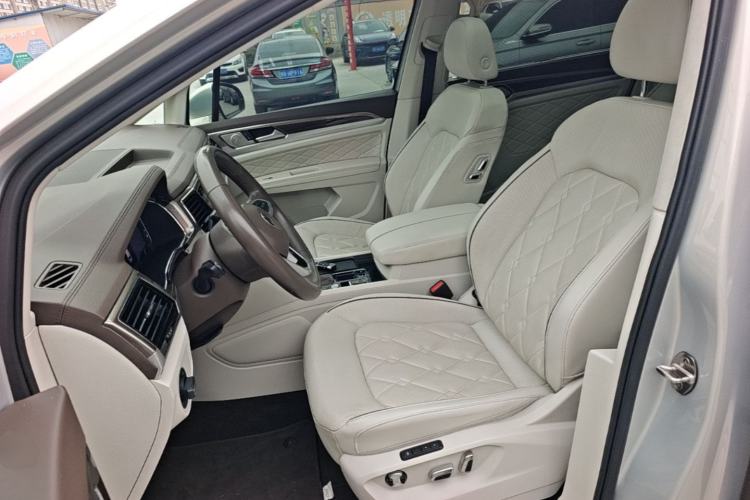 Used Volkswagen Viloran 2020 380TSI Prestige Edition Left Front Seat