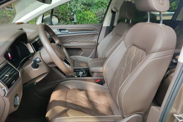 Used Volkswagen Viloran 2020 380TSI Prestige Edition Left Front Seat