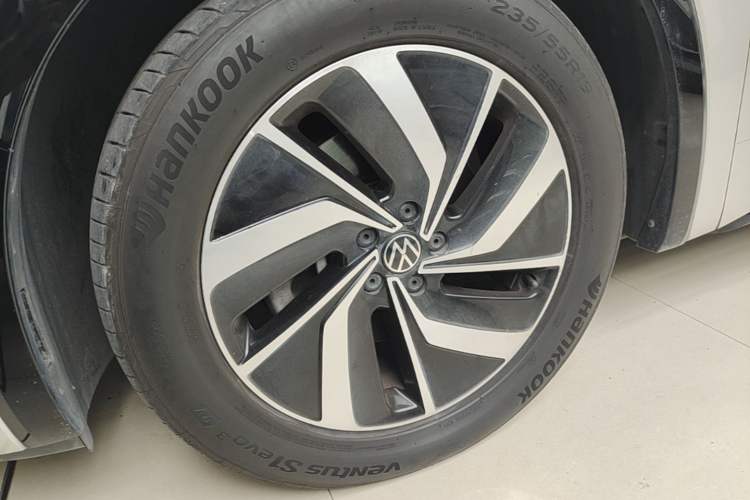 Used Volkswagen Viloran 2020 330TSI Luxury Edition Left Front Wheel Hub
