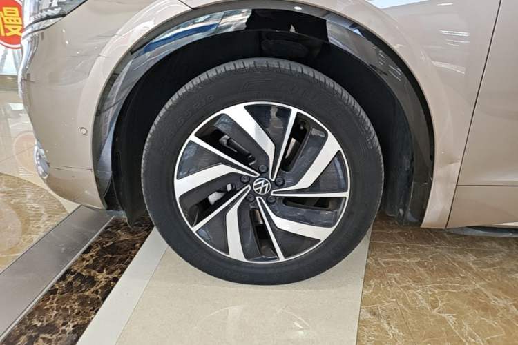 Used Volkswagen Viloran 2020 330TSI Luxury Edition Left Front Wheel Hub